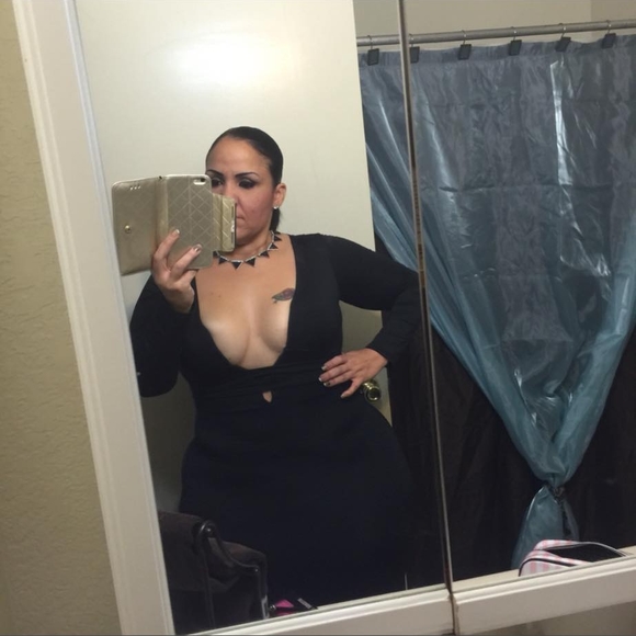 Meet your Posher, Talina - Picture 1 of 1